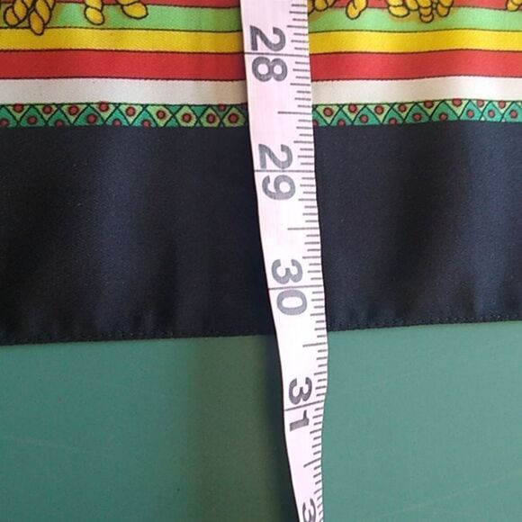 Vintage Art of the Scarf Polyester The Rack Italy Flowers & Tassels Black Border - Picture 9 of 9